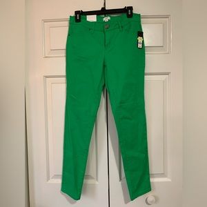 CROWN & IVY. Green pants